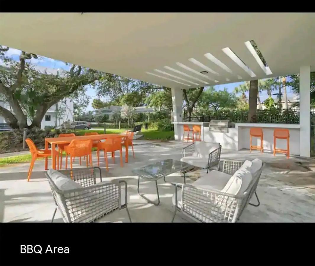 Lux Property Great For 1 To 8 Guests-Family Trip ,5Beds 2Rooms Staycation With Gym And Ev, Proximity To Downtown And Beaches West Palm Beach Ngoại thất bức ảnh
