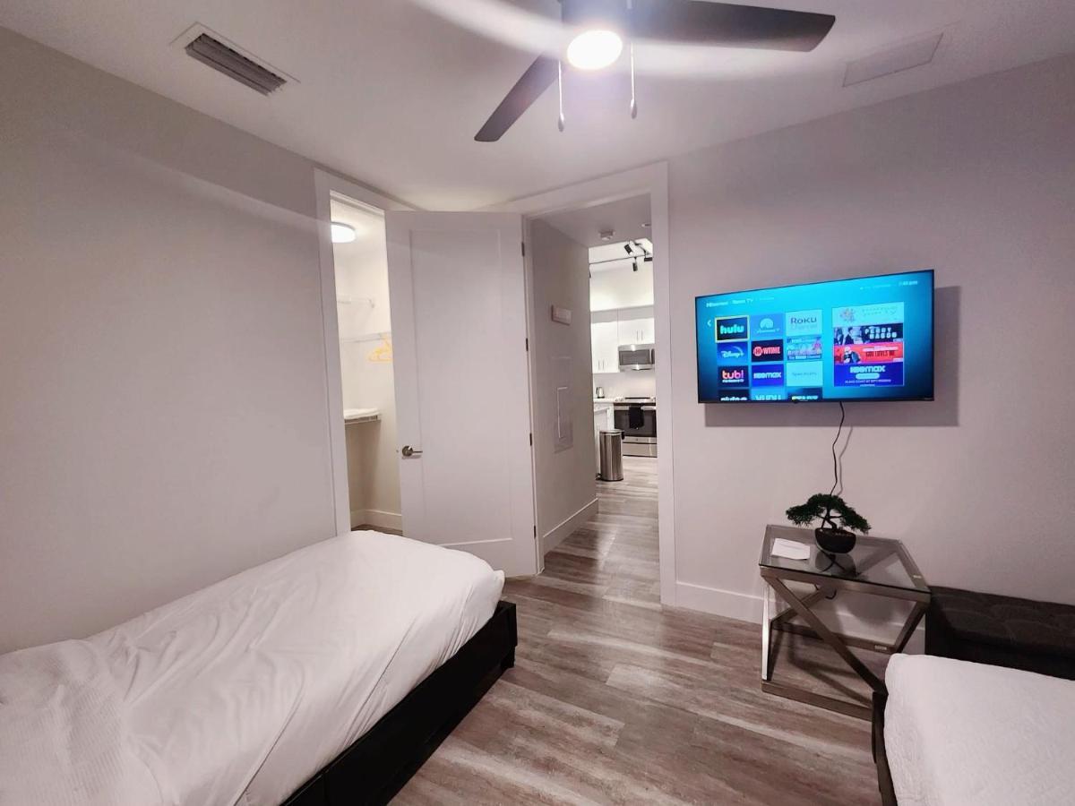 Lux Property Great For 1 To 8 Guests-Family Trip ,5Beds 2Rooms Staycation With Gym And Ev, Proximity To Downtown And Beaches West Palm Beach Ngoại thất bức ảnh